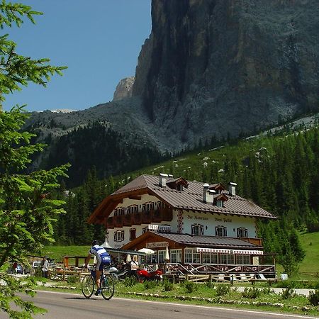 Rifugio Monti Pallidi Canazei Exterior foto